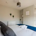 Westbourne House By Horizon *
