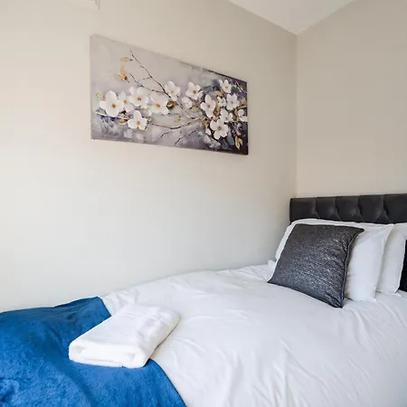 Westbourne House By Horizon *