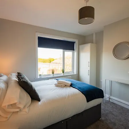 Westbourne House By Horizon South Bank