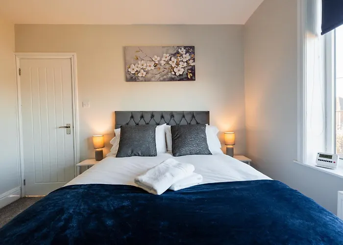 Westbourne House By Horizon South Bank