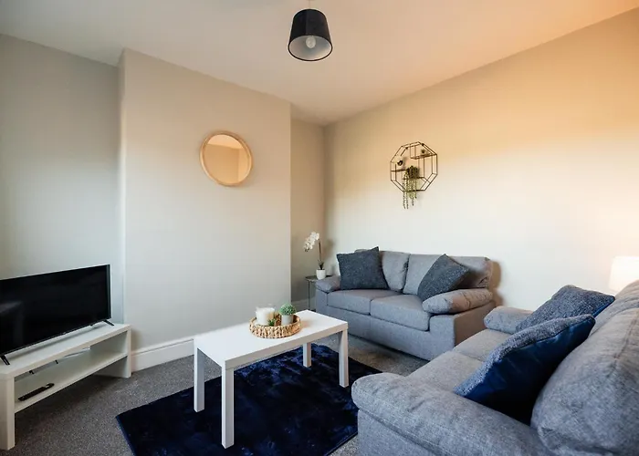 Westbourne House By Horizon South Bank